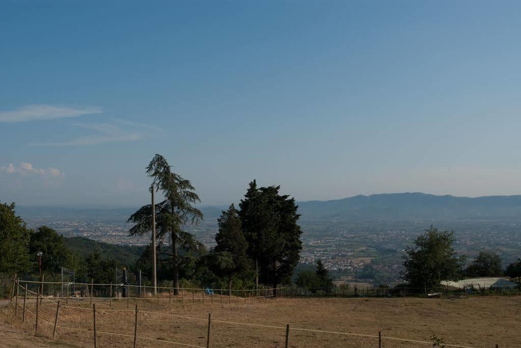 הוילה Montale  Agriturismo Le Vigne מראה חיצוני תמונה