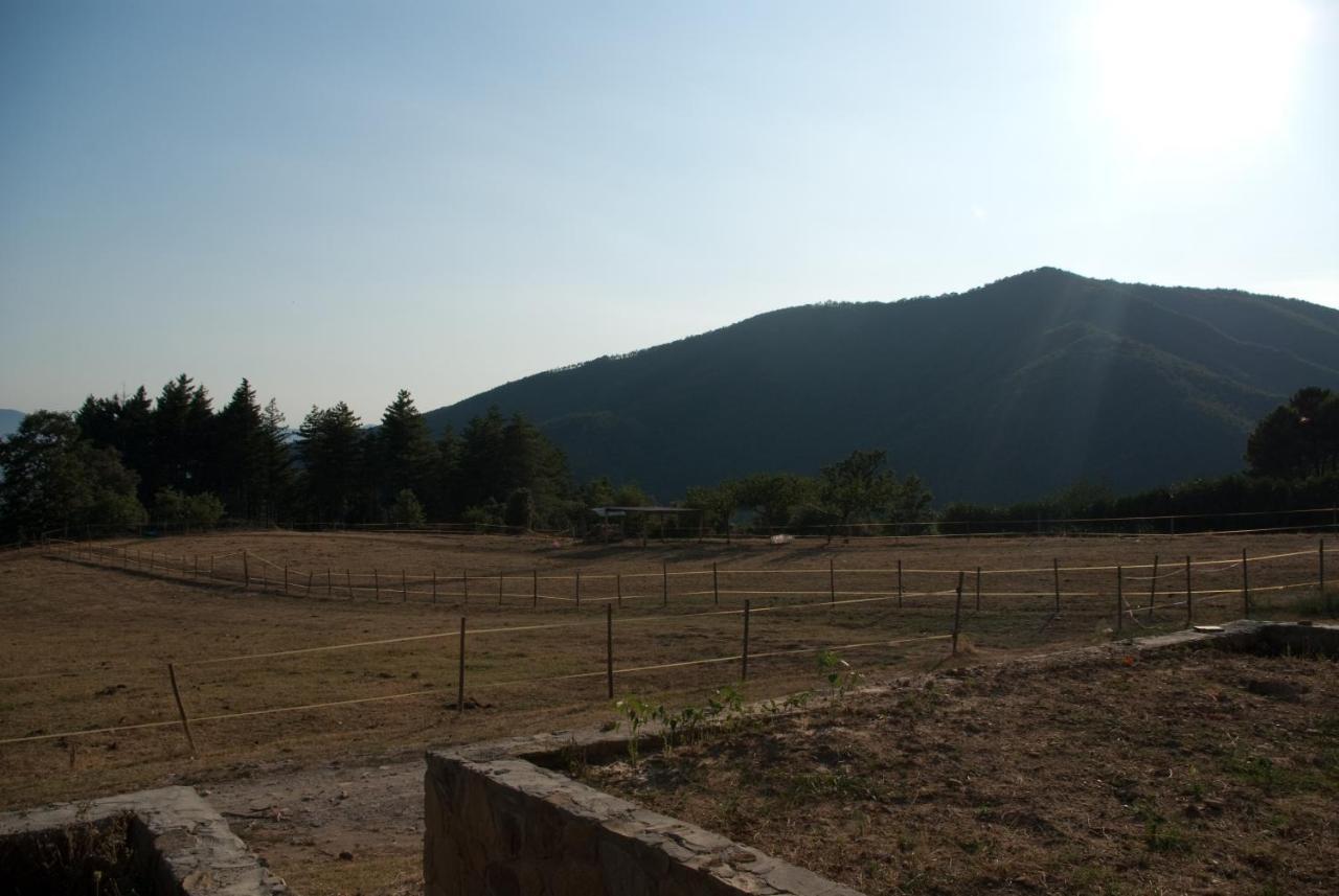 הוילה Montale  Agriturismo Le Vigne מראה חיצוני תמונה